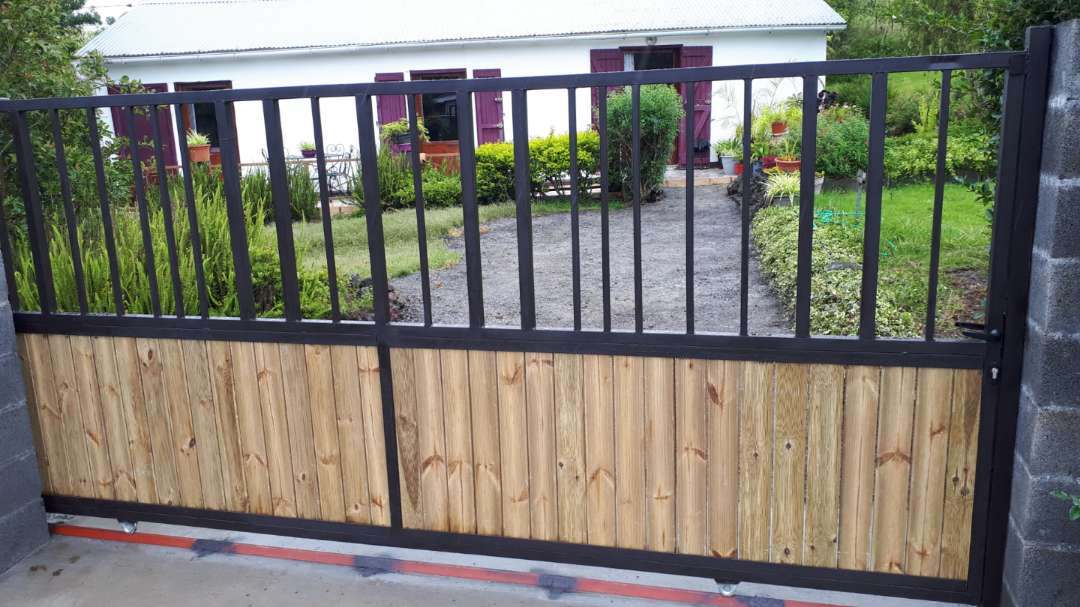 Construction portail coulissante 